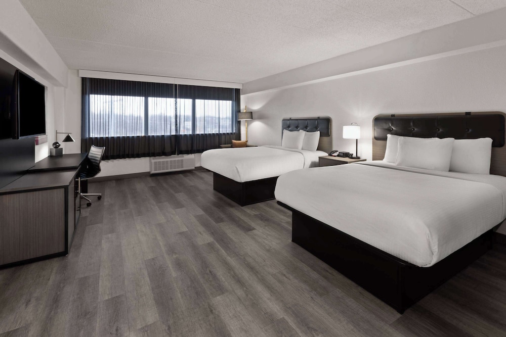 La Quinta Inn & Suites Washington DC Capital NoMA - photo 11
