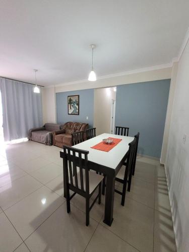 Apartamento 3 DormitOrios Em Bombas