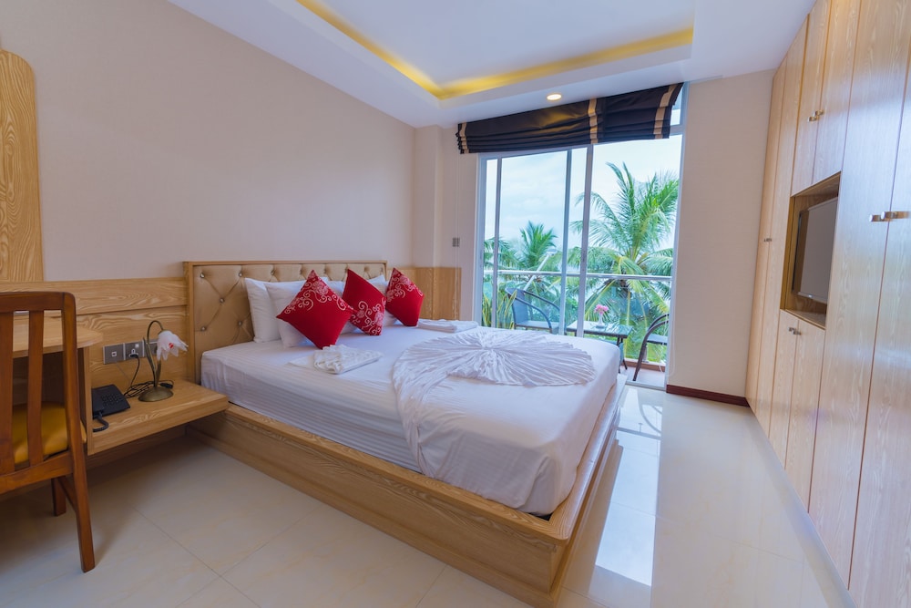 Hathaa Beach Maldives — Hulhumale — photo 4