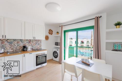 Seascape Pool View & Wifi by Irent Fuerteventura Corralejo in Corralejo, Spain