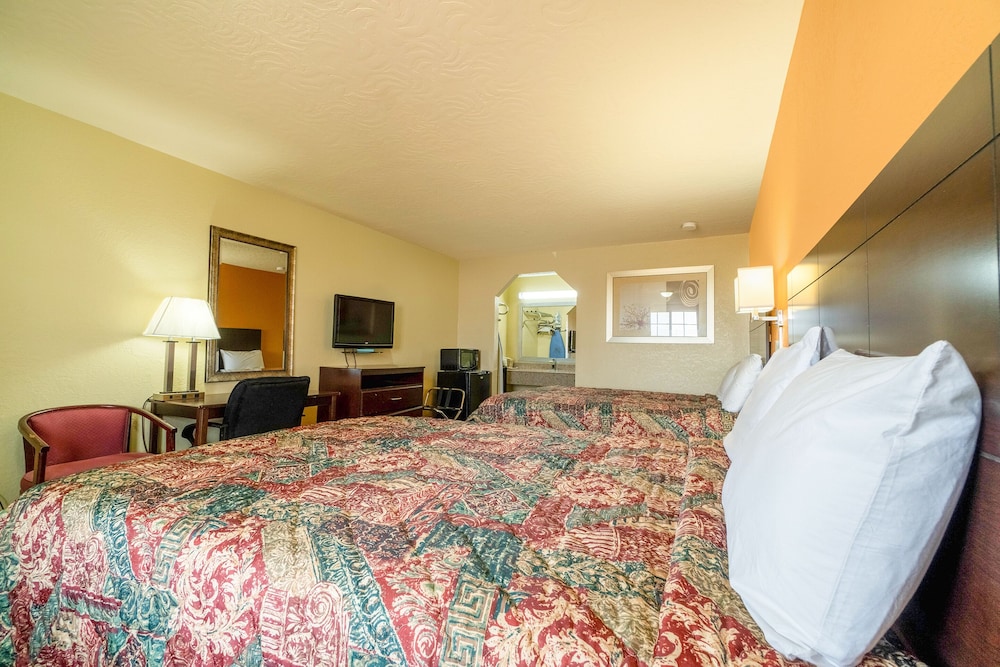 Stamford Inn - photo 35