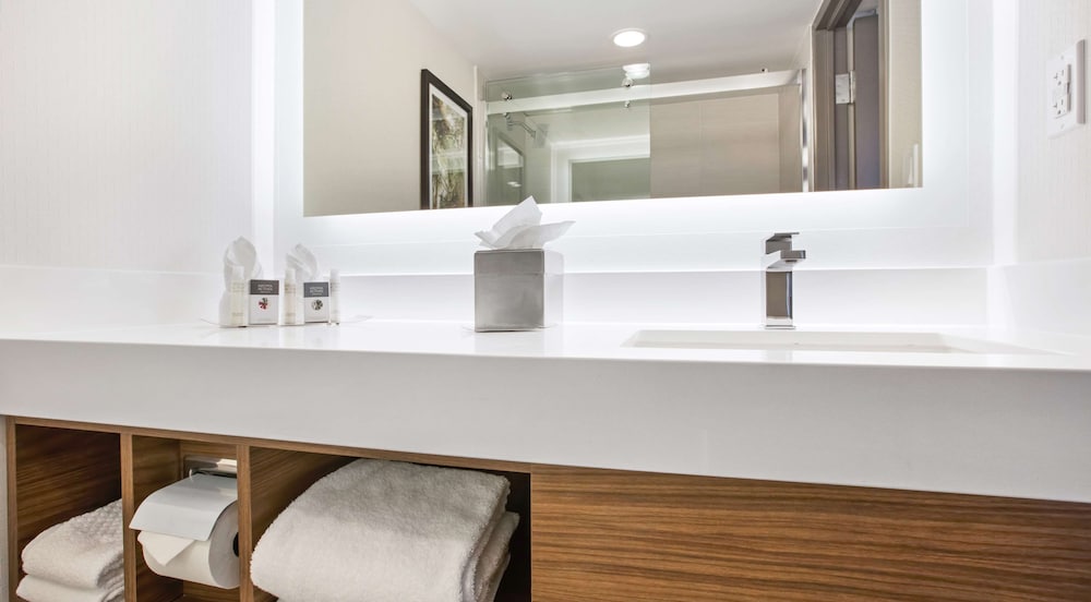 DoubleTree by Hilton New Orleans - photo 28