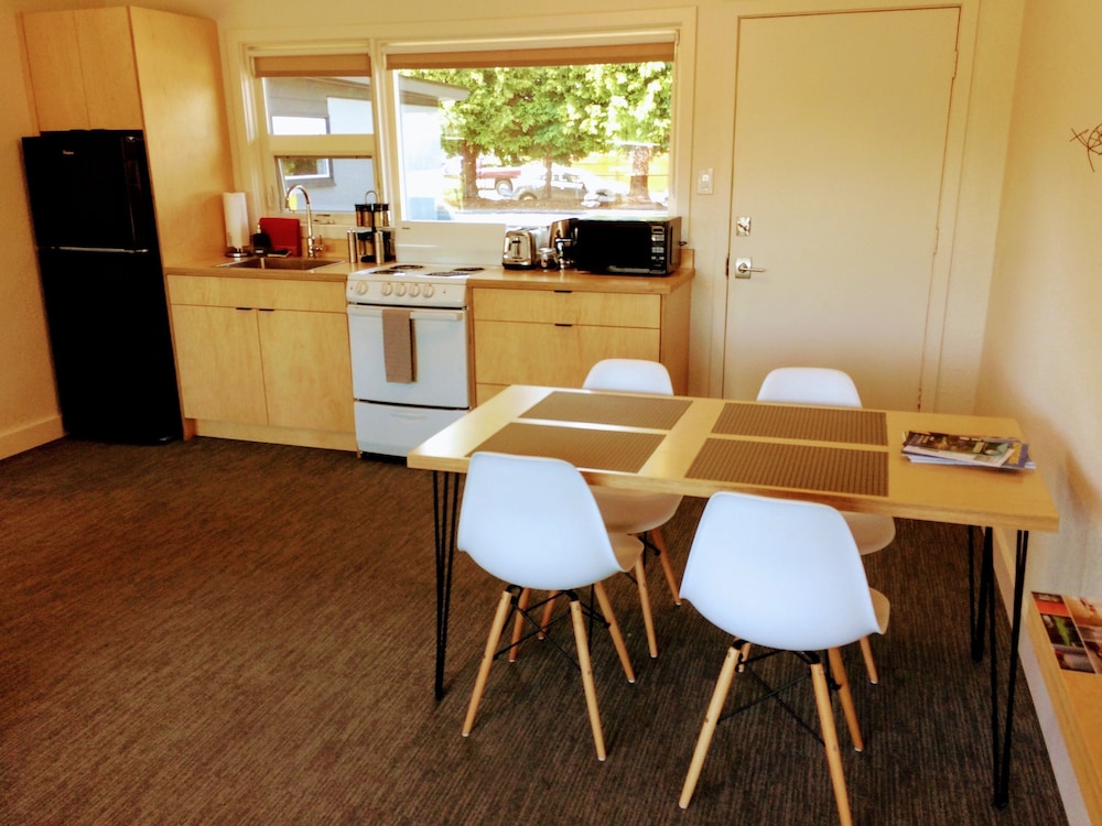 Heliotrope Hotel - photo 26