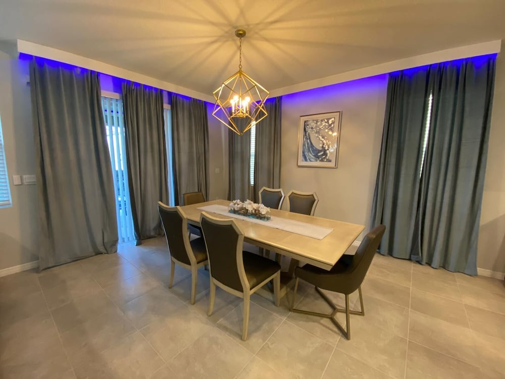 Stunning 5Bd w Pool Close to Disney @ Solterra 7829 - photo 9