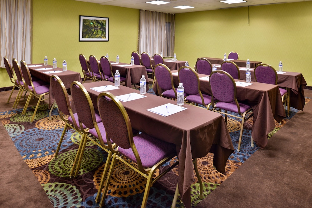 Holiday Inn Express Hunt Valley by IHG - photo 30
