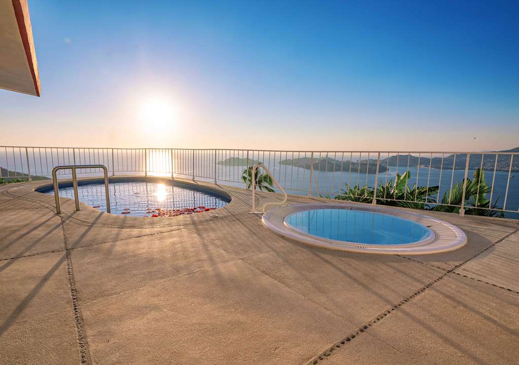 Las Brisas Acapulco Master Suite Jacuzzi