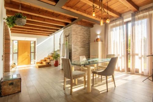 SG Luxury Villa Cleo — 4-Star Luxury Hotel in Lazise, Italy