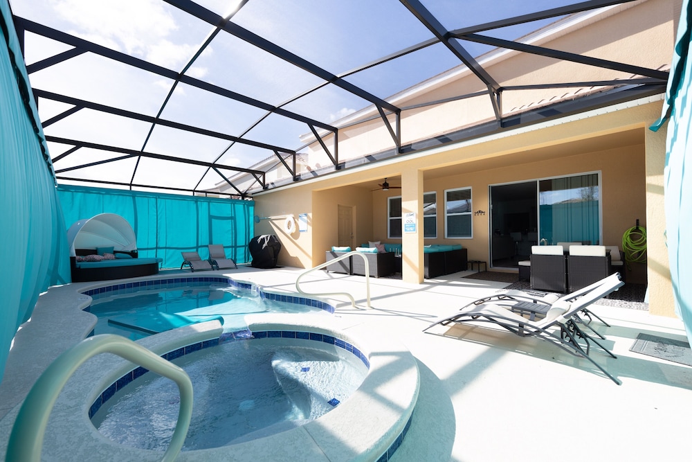 7547oml solterra Resort 6 Bedroom Home by RedAwning - photo 44