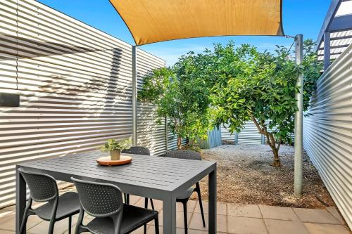 ‘The Cosy Corner’ Classic Haven with Modern Comforts — Adelaide — photo 4