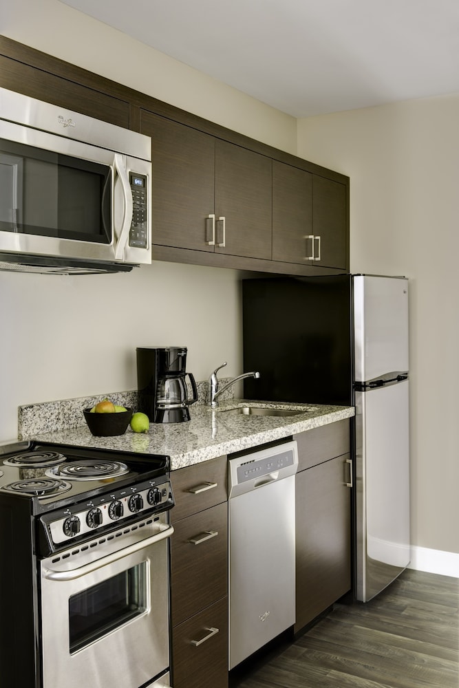 TownePlace Suites by Marriott Potomac Mills Woodbridge - photo 14