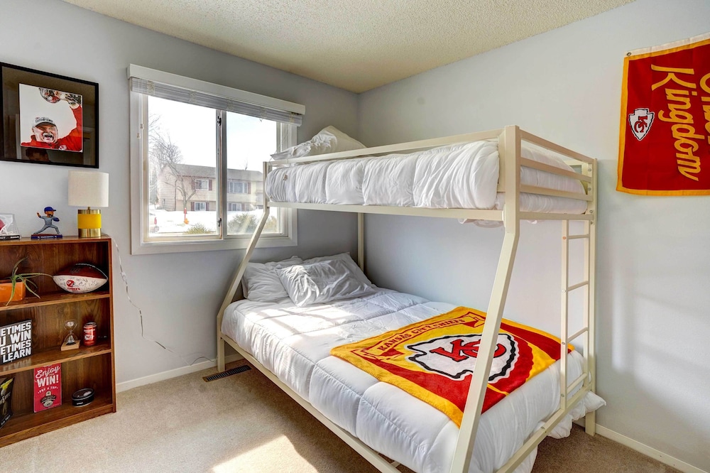 Cozy Sioux Falls Home 7 Mi To Downtown 18458281 — Sioux Falls