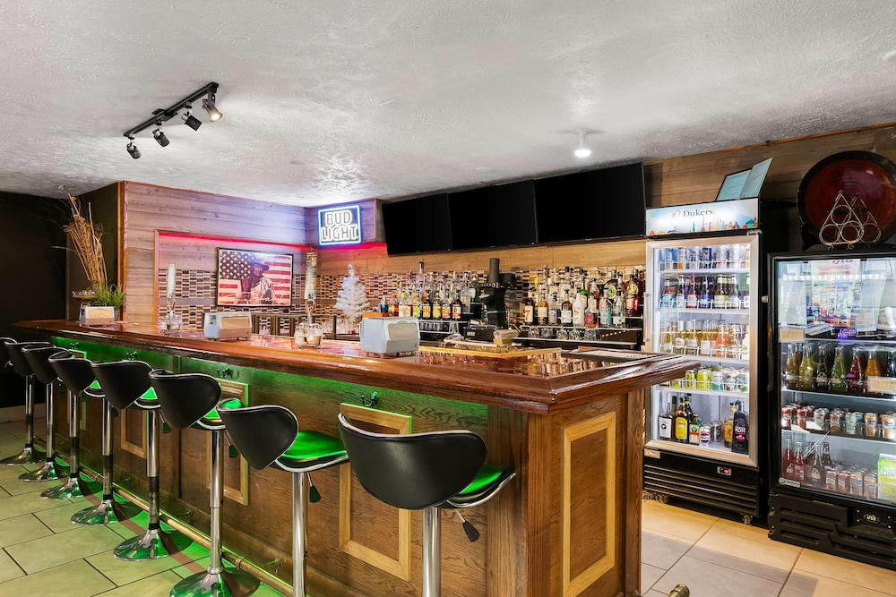 Americas Best Value Inn Lincoln Airport - photo 39