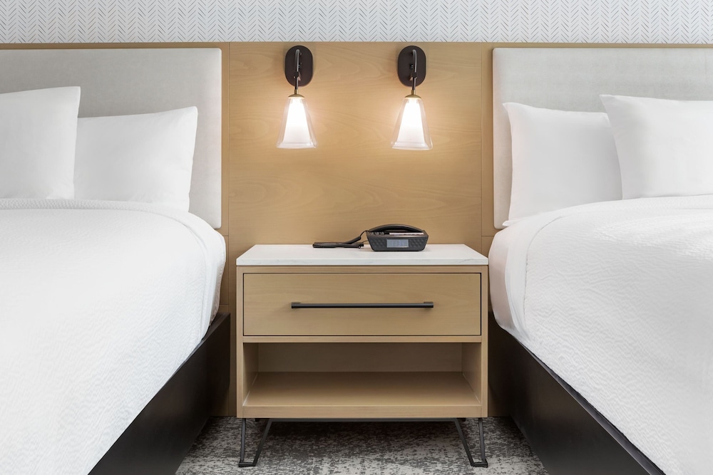 Residence Inn Chatsworth - photo 12