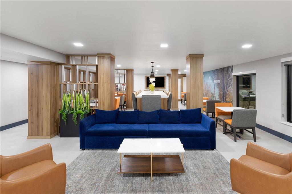 La Quinta Inn & Suites by Wyndham Springdale - photo 4