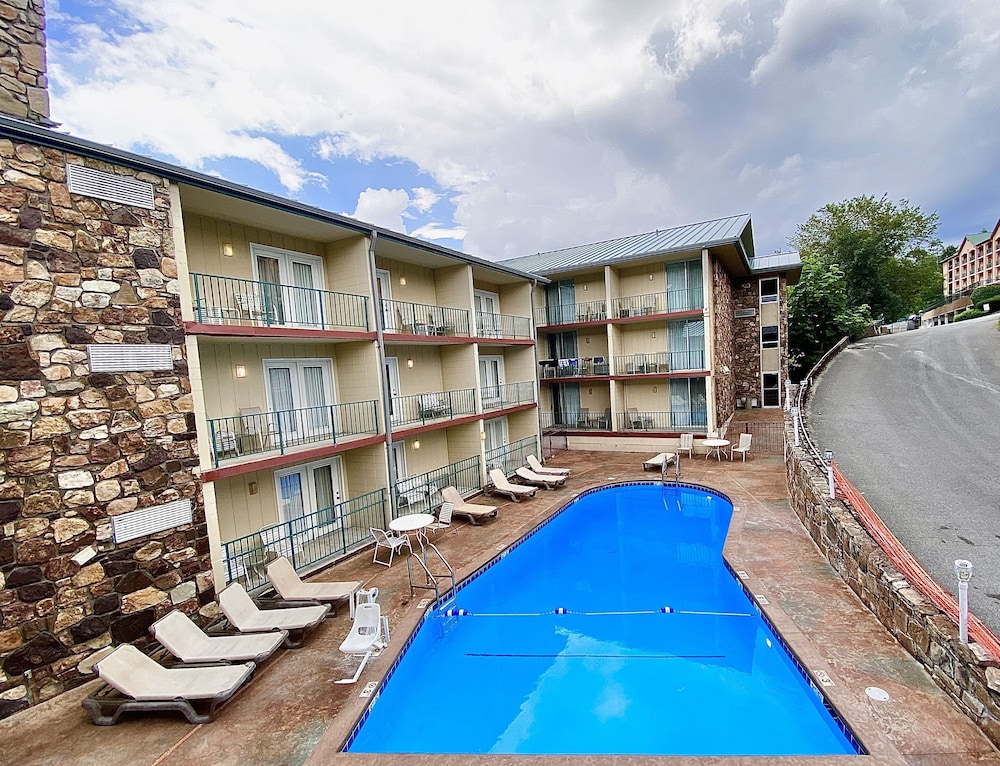 Reagan Resorts Inn - photo 28