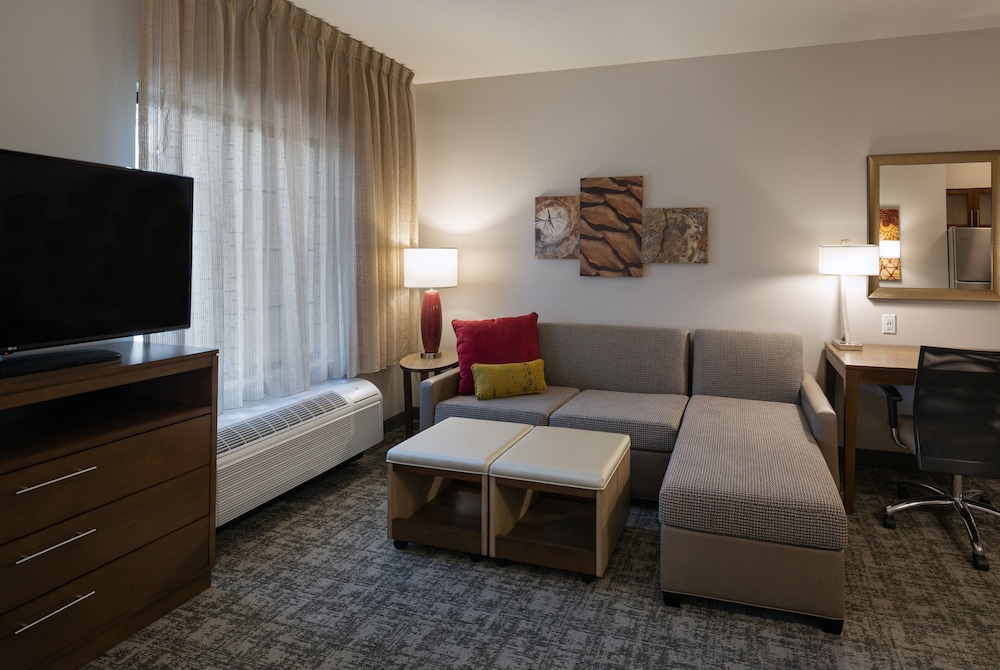 Staybridge Suites Phoenix Biltmore Area by IHG - photo 19
