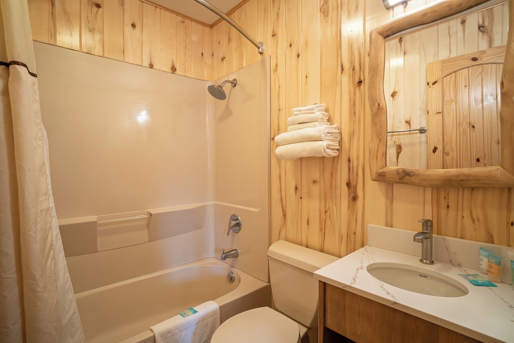 Spirit Lake Lodge - photo 30