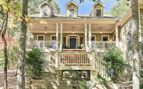 Firefly Landing Relax in style in Big Canoe — hotel in Holcomb