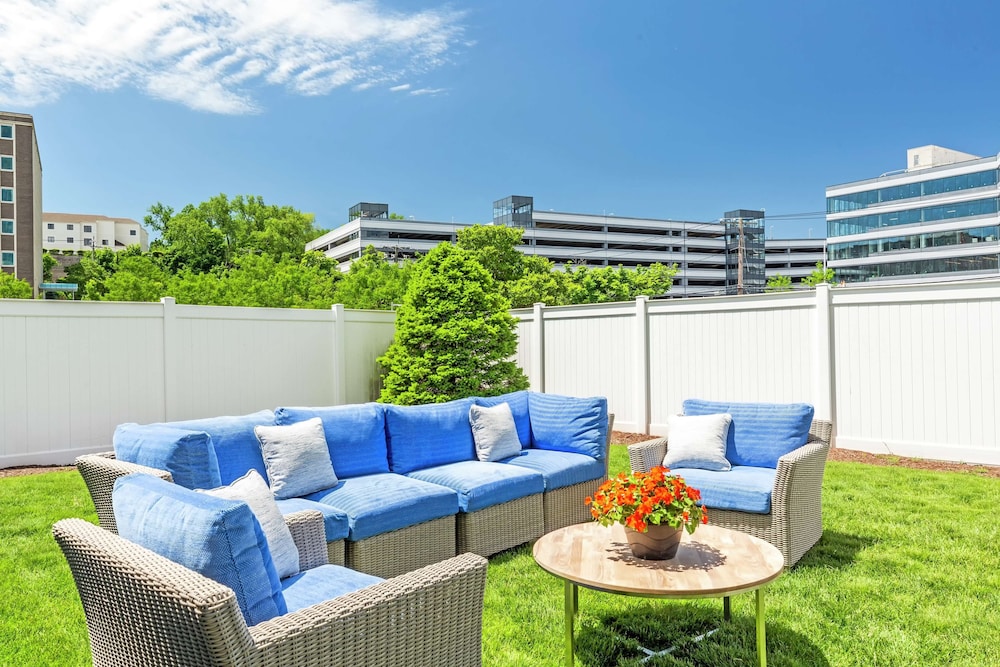 Hilton Garden Inn Boston Waltham - photo 46