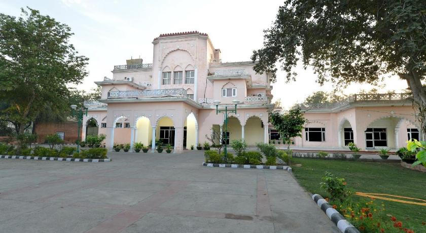 Baya Tourist Resort — Bhiwani