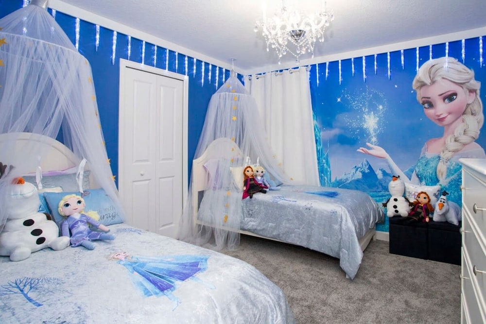 Ultimate Themed Luxury Game Room Theater Pool - photo 28