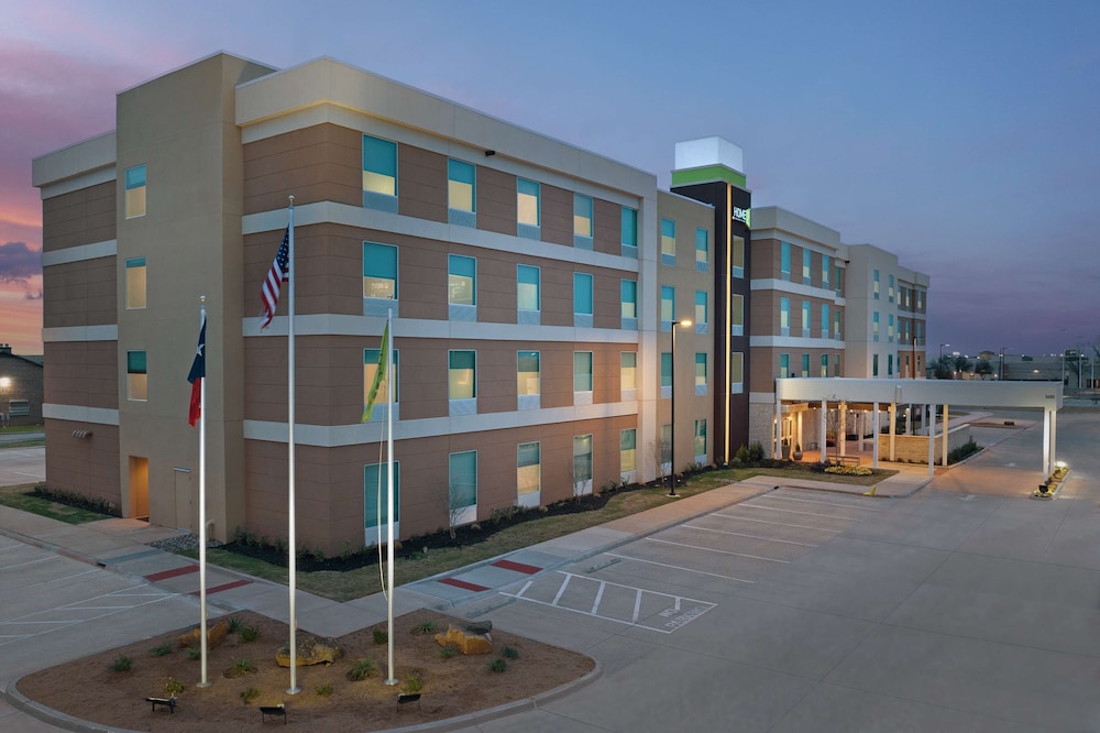 Home2 Suites by Hilton Abilene Southwest - photo 42