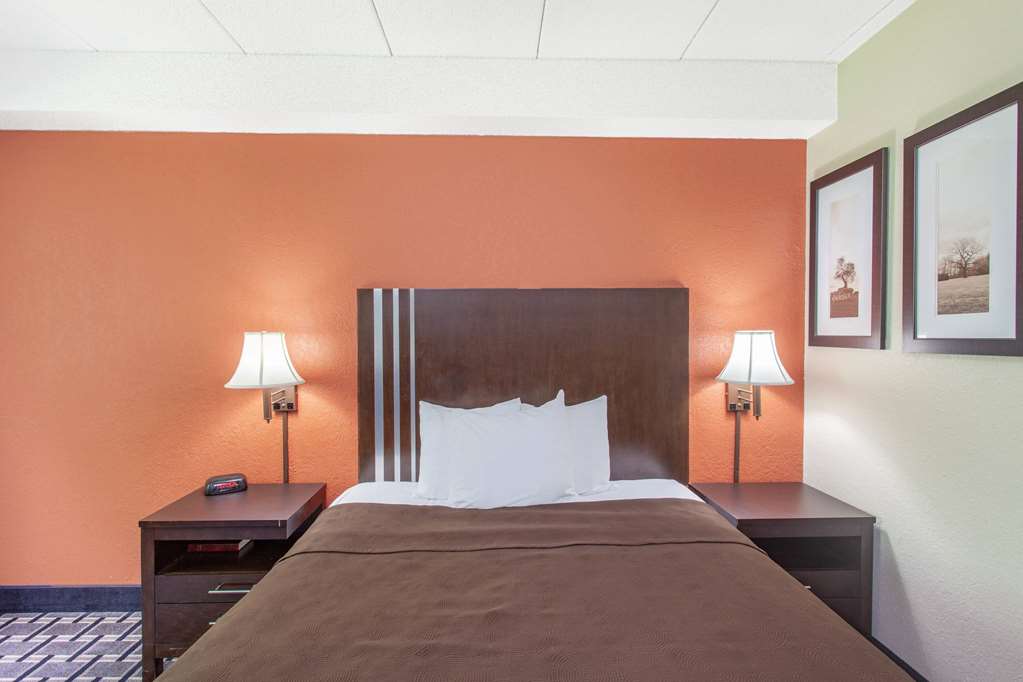 AmericInn by Wyndham Cloquet - photo 18