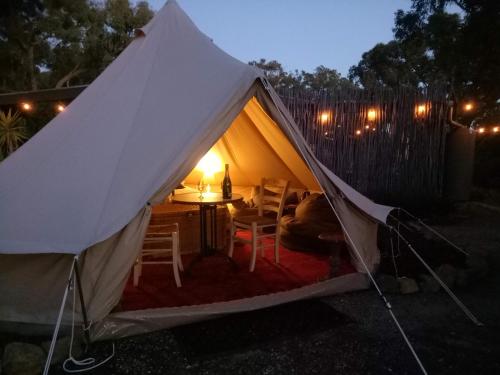 Macedon Ranges Glamping With Kangaroos — Macedon