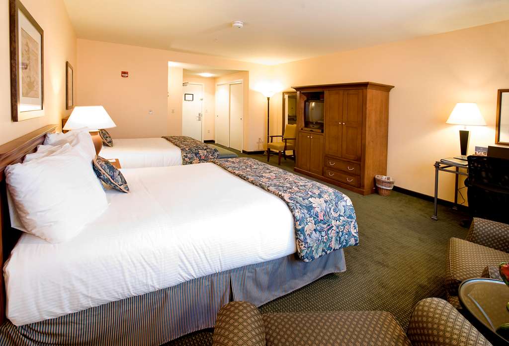 The Landing Hotel & Restaurant - photo 12
