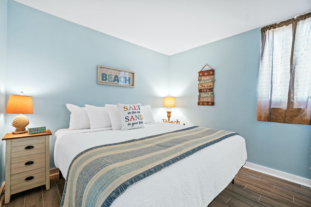 Sunbird Beach Resort By PHG - photo 2