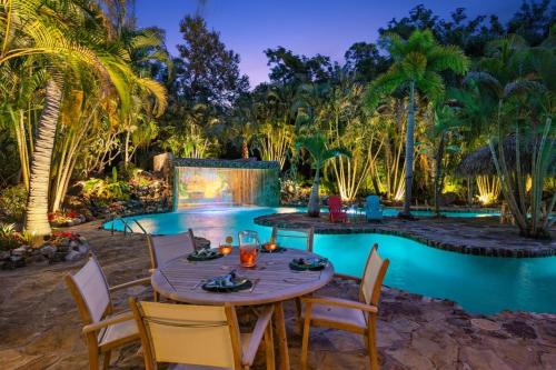 Kontiki Falls Jupiter S Exclusive Private Resort — Jupiter