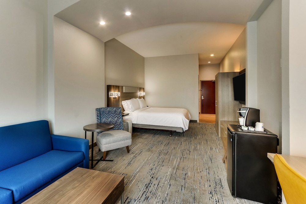 Holiday Inn Express & Suites Ardmore by IHG - photo 8