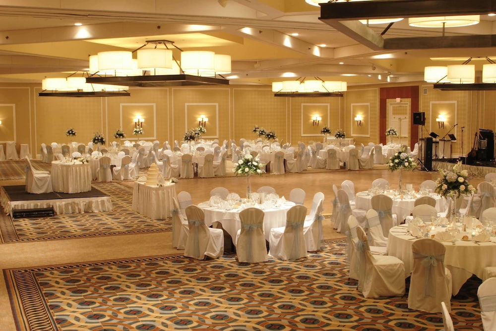 Doubletree by Hilton Somerset Hotel and Conference Center - photo 41
