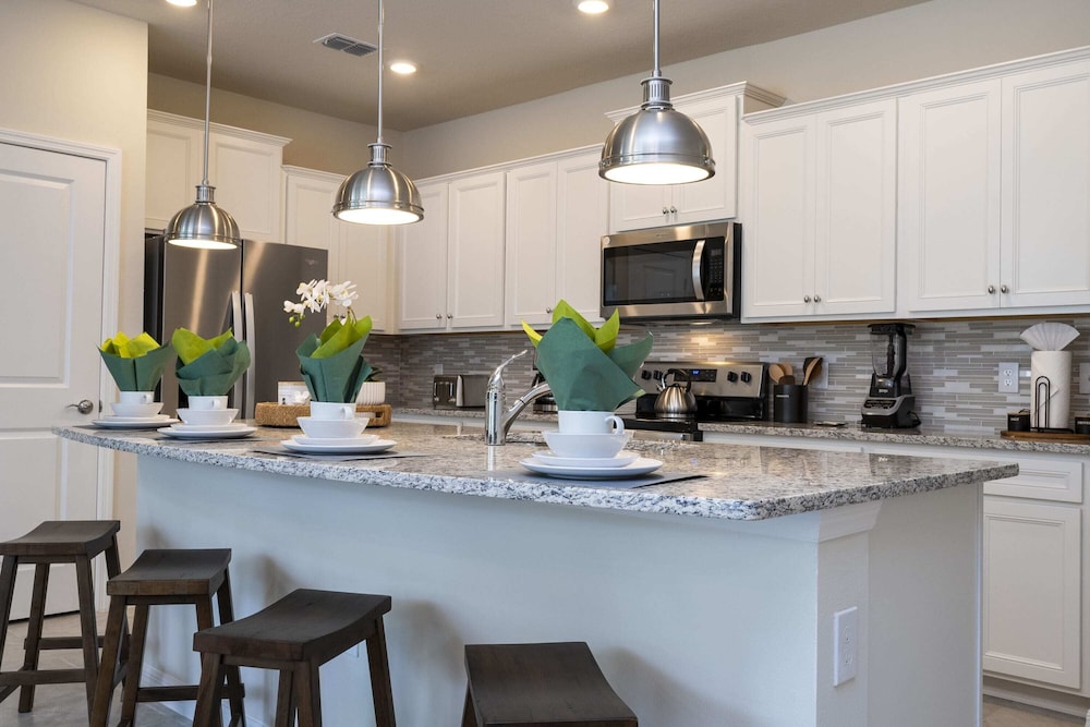 Stunning 5Bd w Pool @ Windsor Island Resort 3814 - photo 20