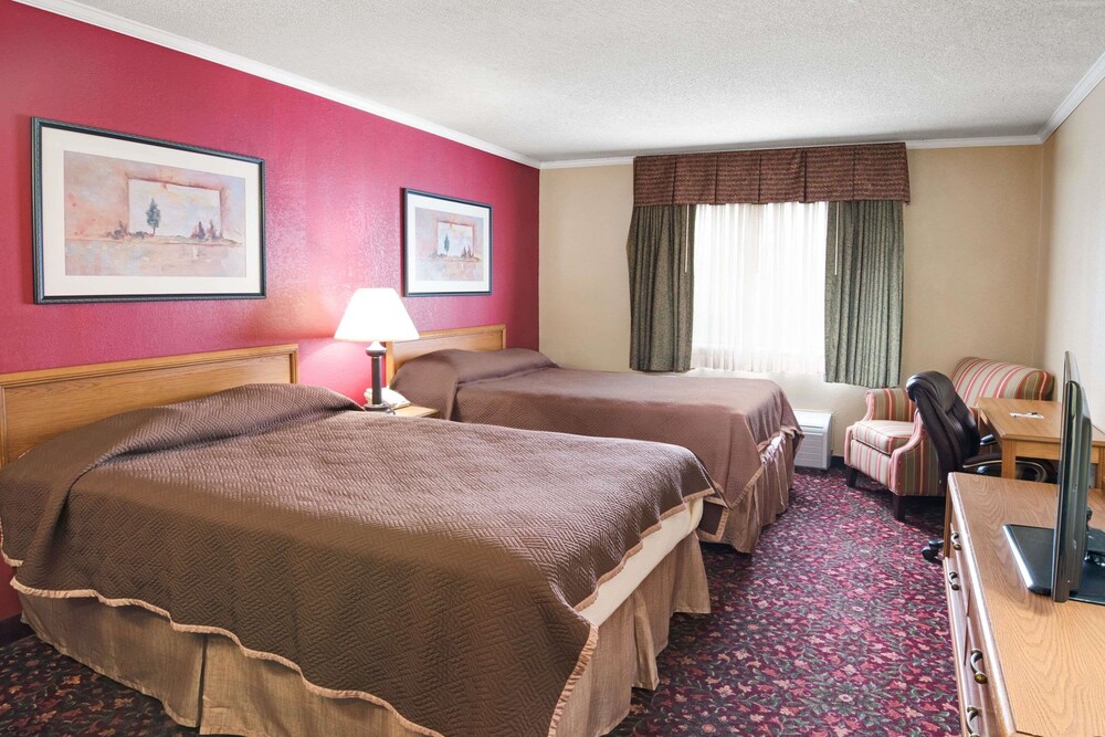 Travelodge by Wyndham Beckley - photo 21