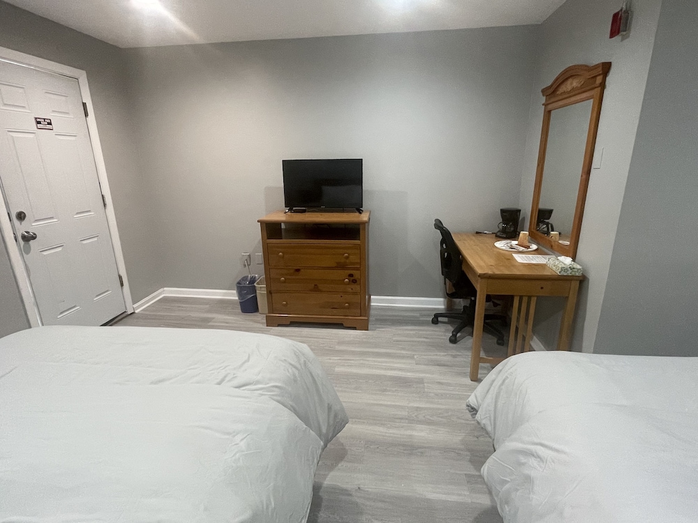 Aquastar Inn - photo 5