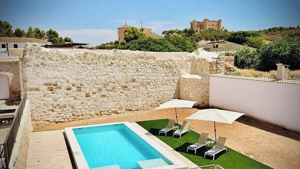 Complejo La Serreria — Belmonte