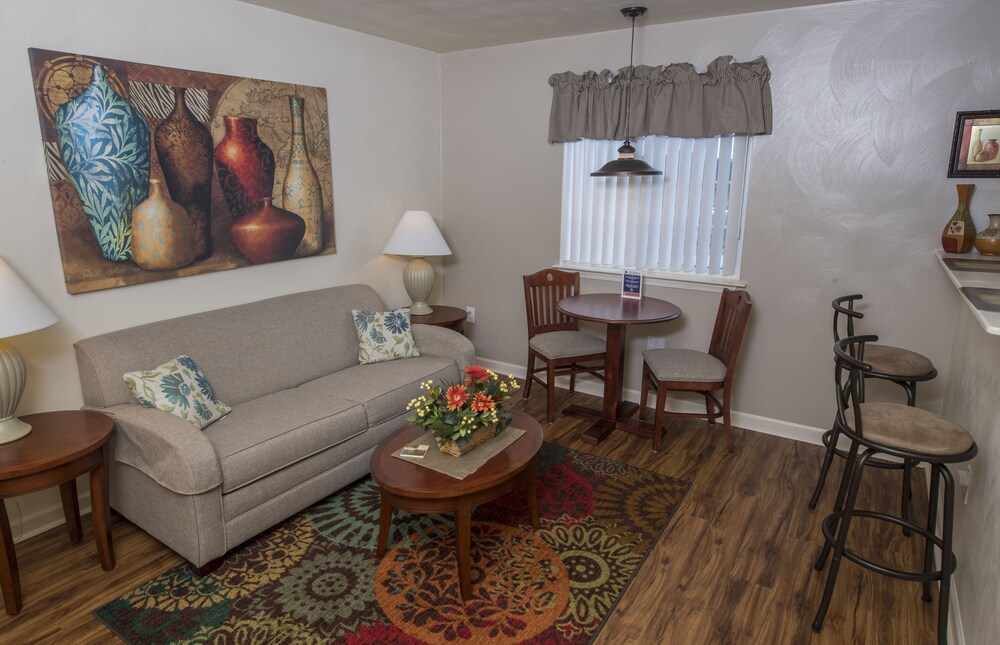 Affordable Suites of America Lynchburg - photo 25
