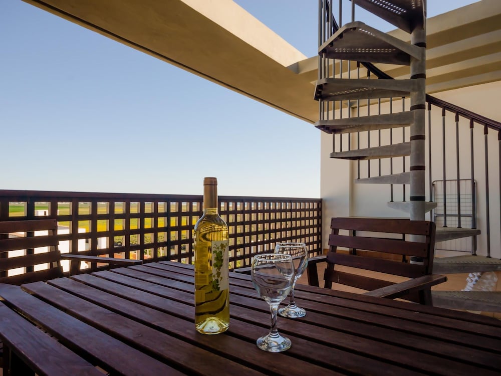 Apartamento Levante — 4-Star Luxury Hotel in Conil De La Frontera, Spain