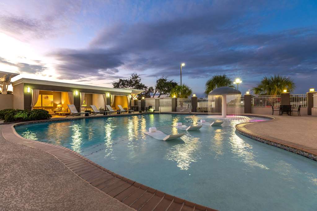 La Quinta Inn & Suites by Wyndham Rockport Fulton - photo 15
