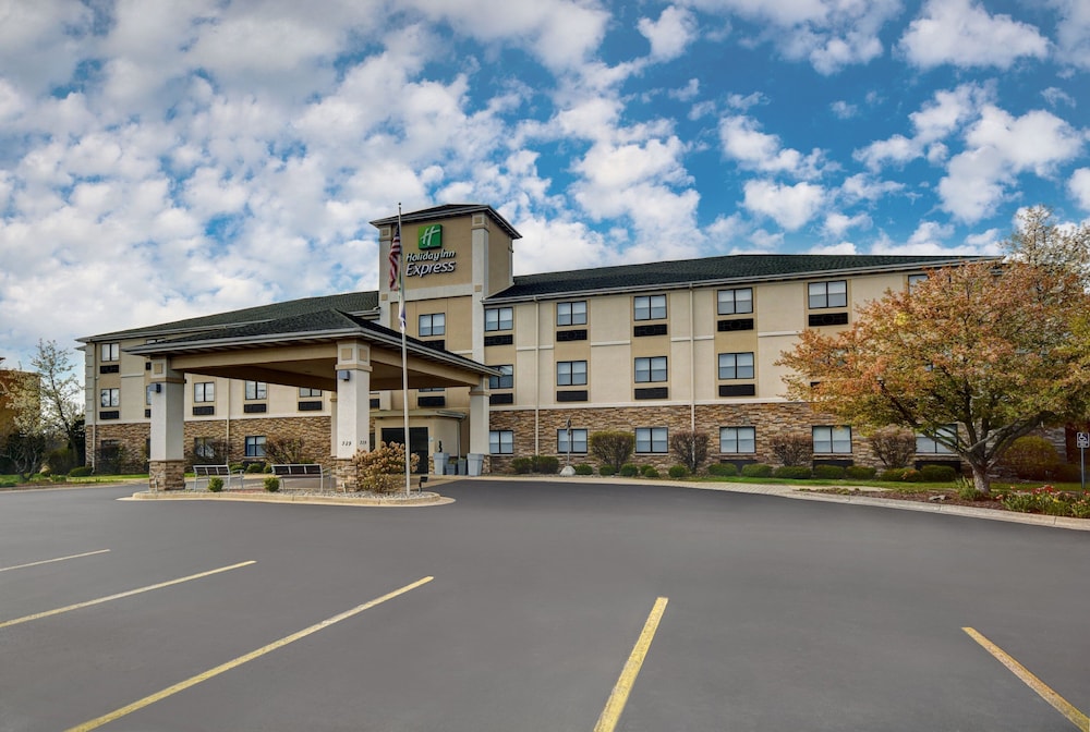 Holiday Inn Express Marshall by IHG - photo 39