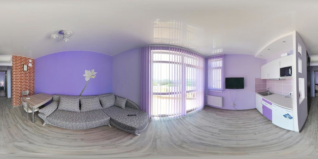 Aylant in Yevpatoriya, Russia