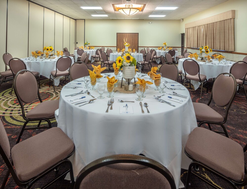 Best Western Wichita North Hotel and Suites - photo 66