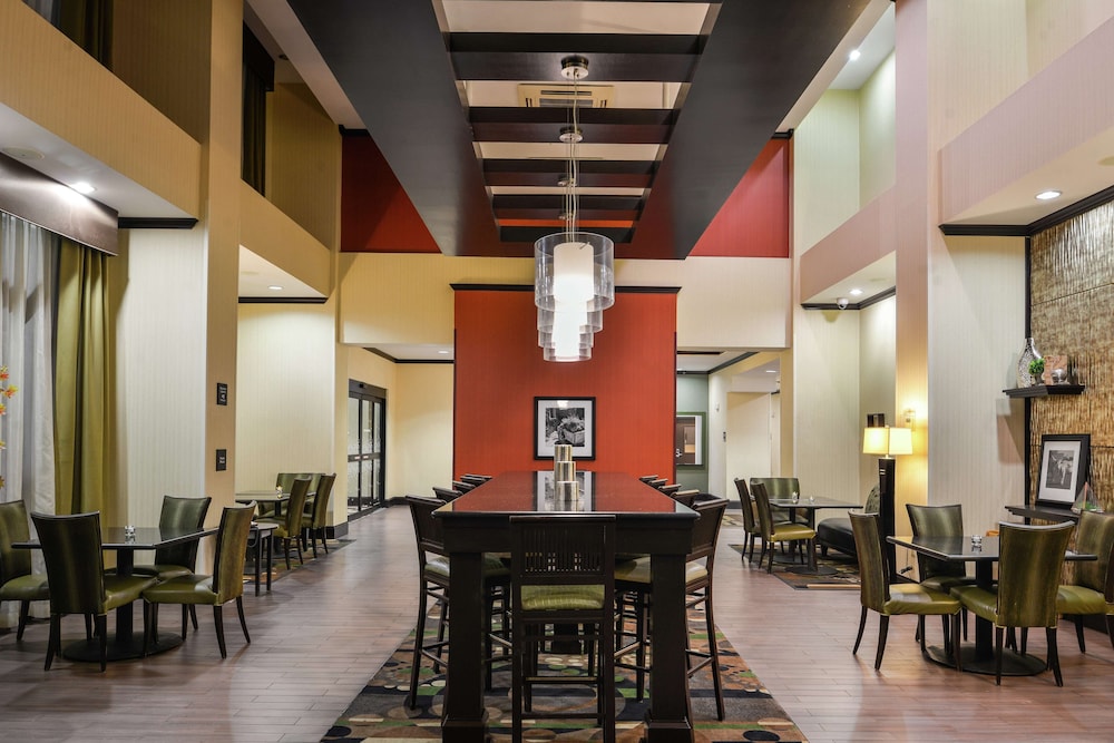 Hampton Inn & Suites Big Spring - photo 57