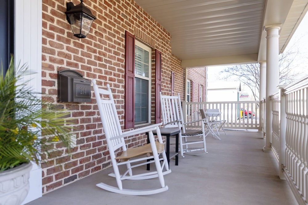 Selinsgrove Inn - photo 183