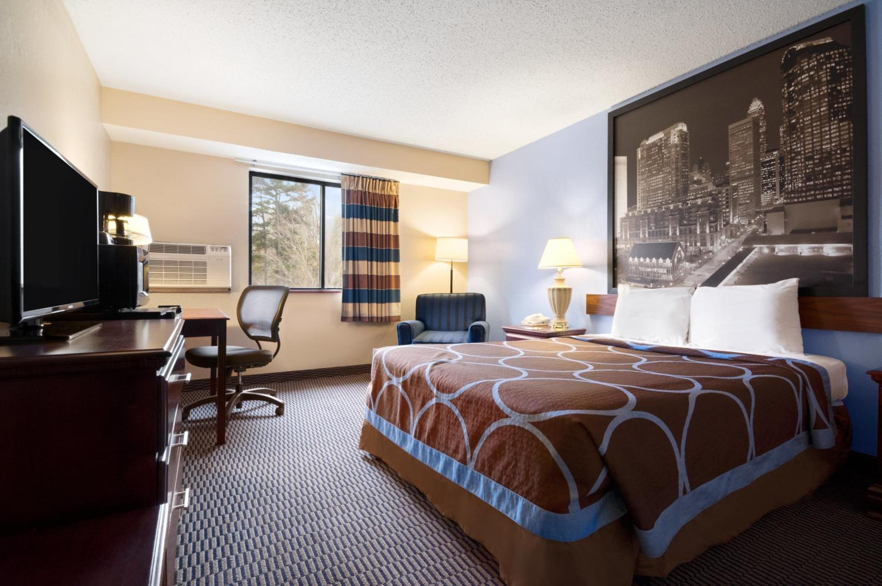 Super 8 by Wyndham Charlotte University - photo 20