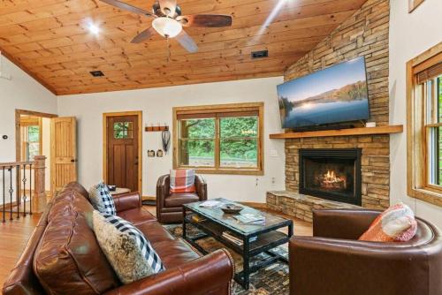 Welcome to Padre’s Mountain Paradise — Blowing Rock — photo 5
