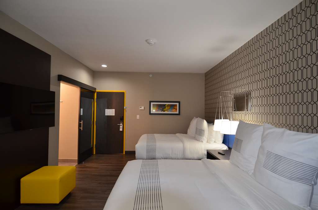 GLō Best Western Enid OK Downtown Convention Center Hotel - photo 17