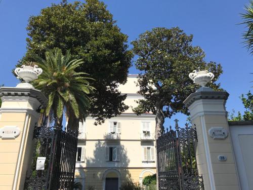 Villa Falconieri Sorrento Suite — 4-Star Luxury Hotel in Sant'agnello, Italy