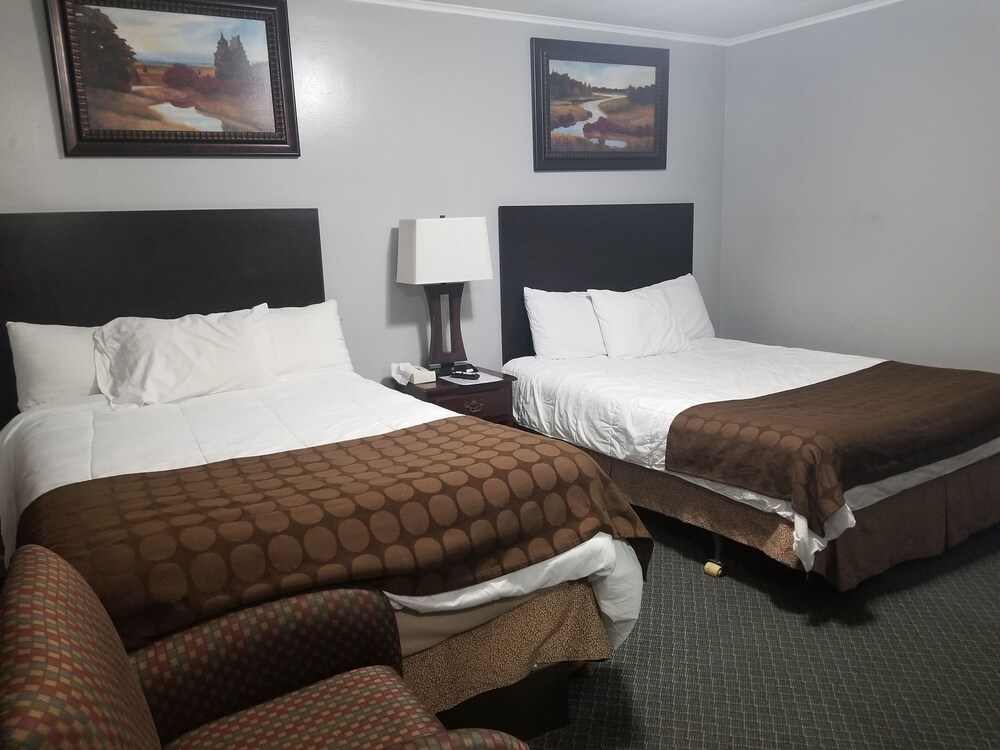 Fiesta City Motel - photo 24